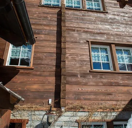 Zwargji ゲストハウス フォルマッツァ